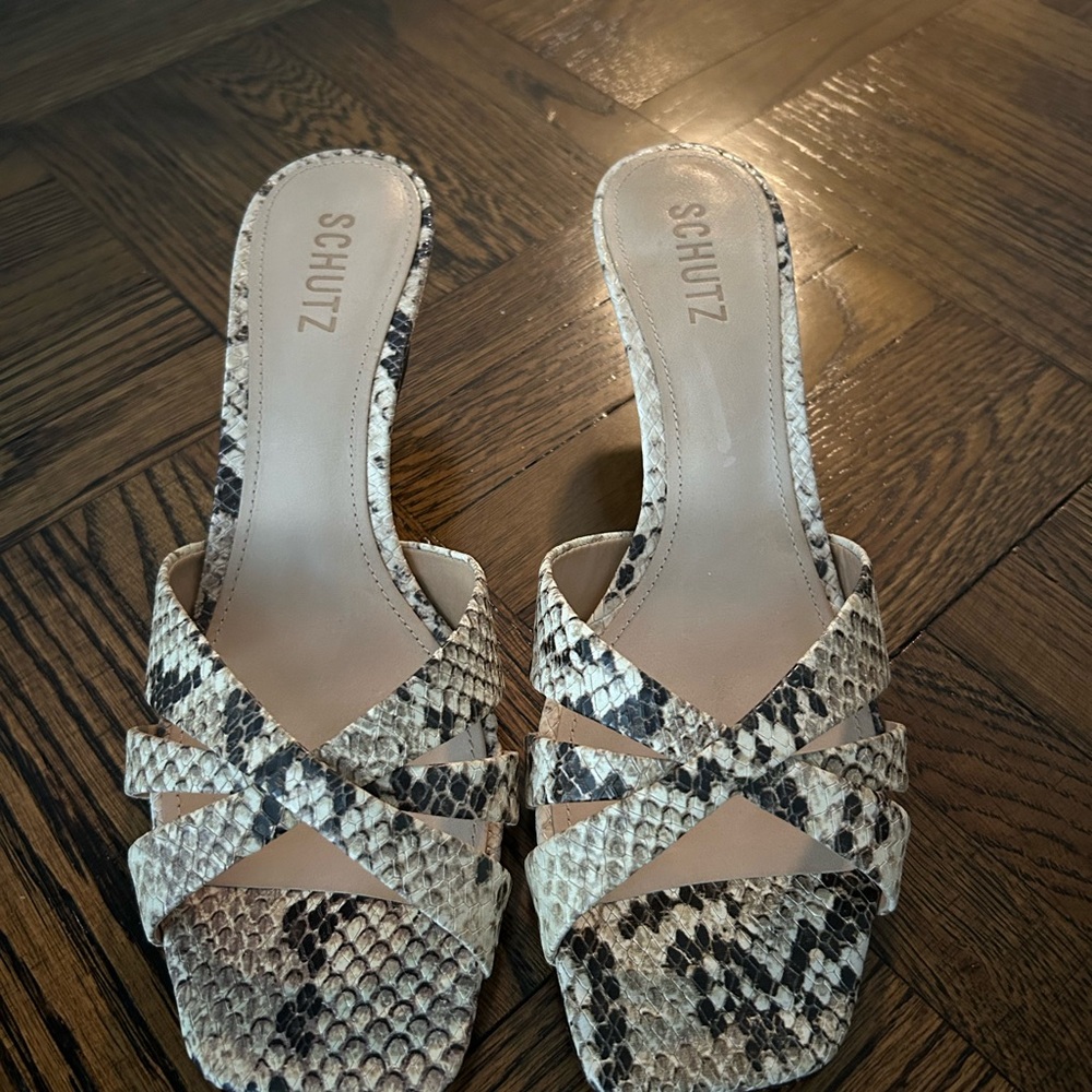 Schutz Women's Snakeskin Slide Sandals - Black and Cream